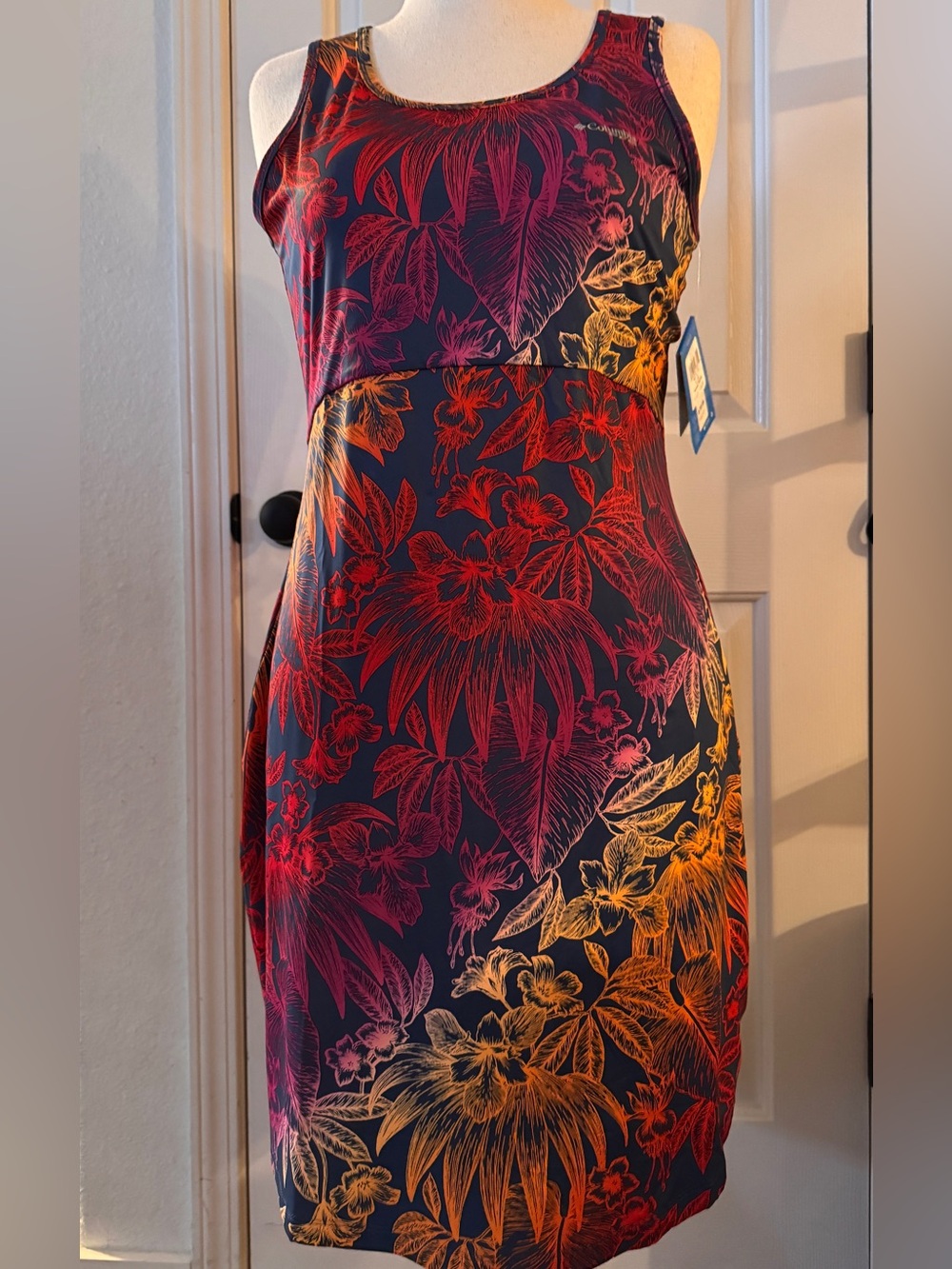Columbia PFG sleeveless tank dress Floral Ombre Sleeveless Sheath Dress - Red an